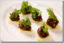 Prato do chef David Thompson, em foto de Cedric Arnold, do Herald Tribune