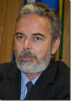 417px-Antonio_patriota_2010