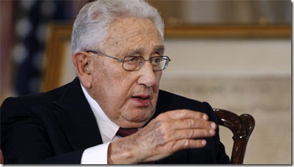 470_kissinger_ap_110618