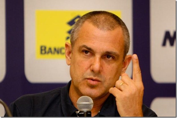 t_64518_jose-roberto-guimaraes-pede-um-mes-para-definir-permanencia-na-selecao-feminina