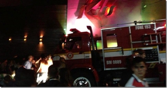 27jan2013---incendio-de-grande-proporcao-atinge-a-boate-kiss-no-centro-de-santa-maria-rs-1359279883155_956x500